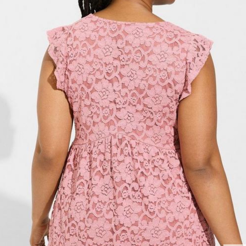 Stretch Lace V-Neck Ruffle Babydoll - Picture 3 of 6